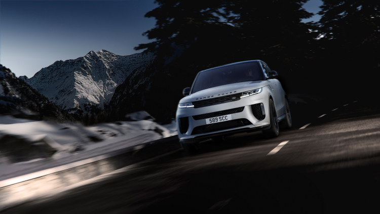 Range Rover Sport SV Ultimate Edition - Ethereal Frost Silver