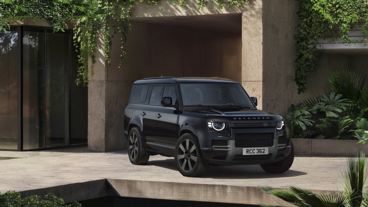 TOUGH LUXURY: NEW DEFENDER VERTEX LEADS DESIGN AND ACCESSORY UPDATE