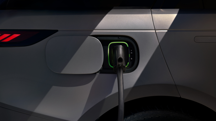 Range Rover Sport Electric
